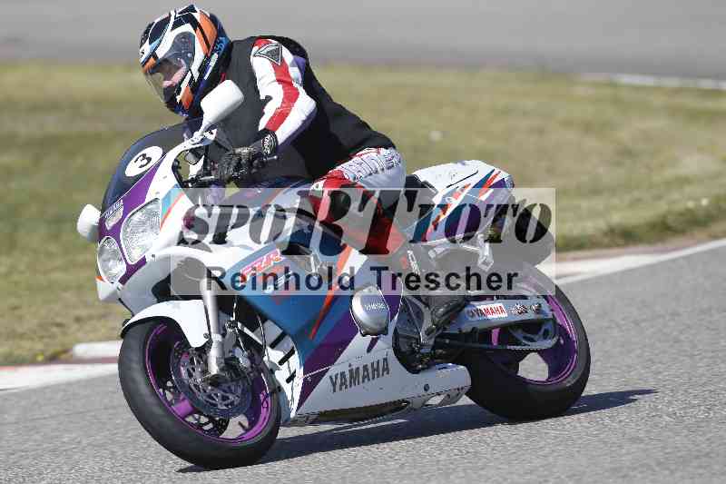 /01 02.04.2026 MAZ ADR/Gruppe gelb Gruppe gruen/3